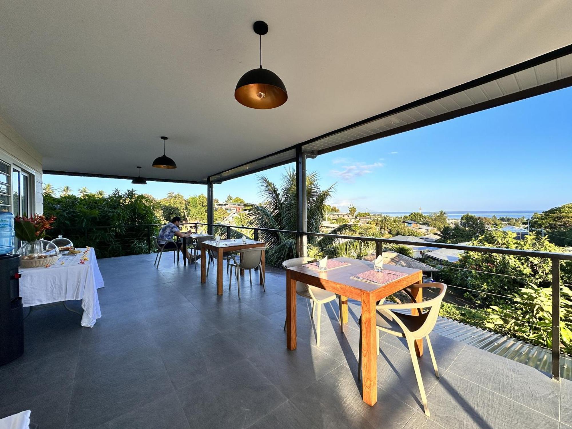 Ononui Lodge Airport, Ocean-View, Private Bathroom And Balcony, Free Wifi And Parking, On-Site Car Rental Faaa Exteriör bild
