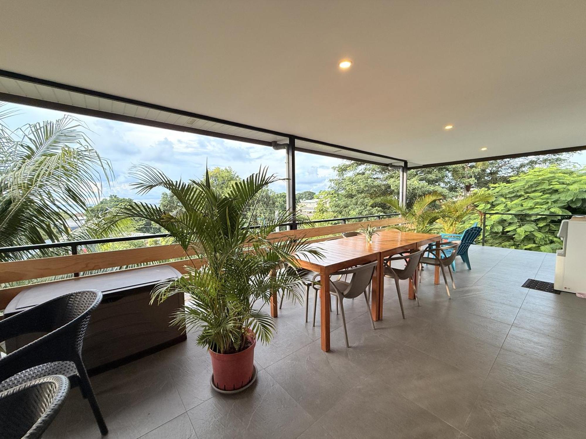Ononui Lodge Airport, Ocean-View, Private Bathroom And Balcony, Free Wifi And Parking, On-Site Car Rental Faaa Exteriör bild