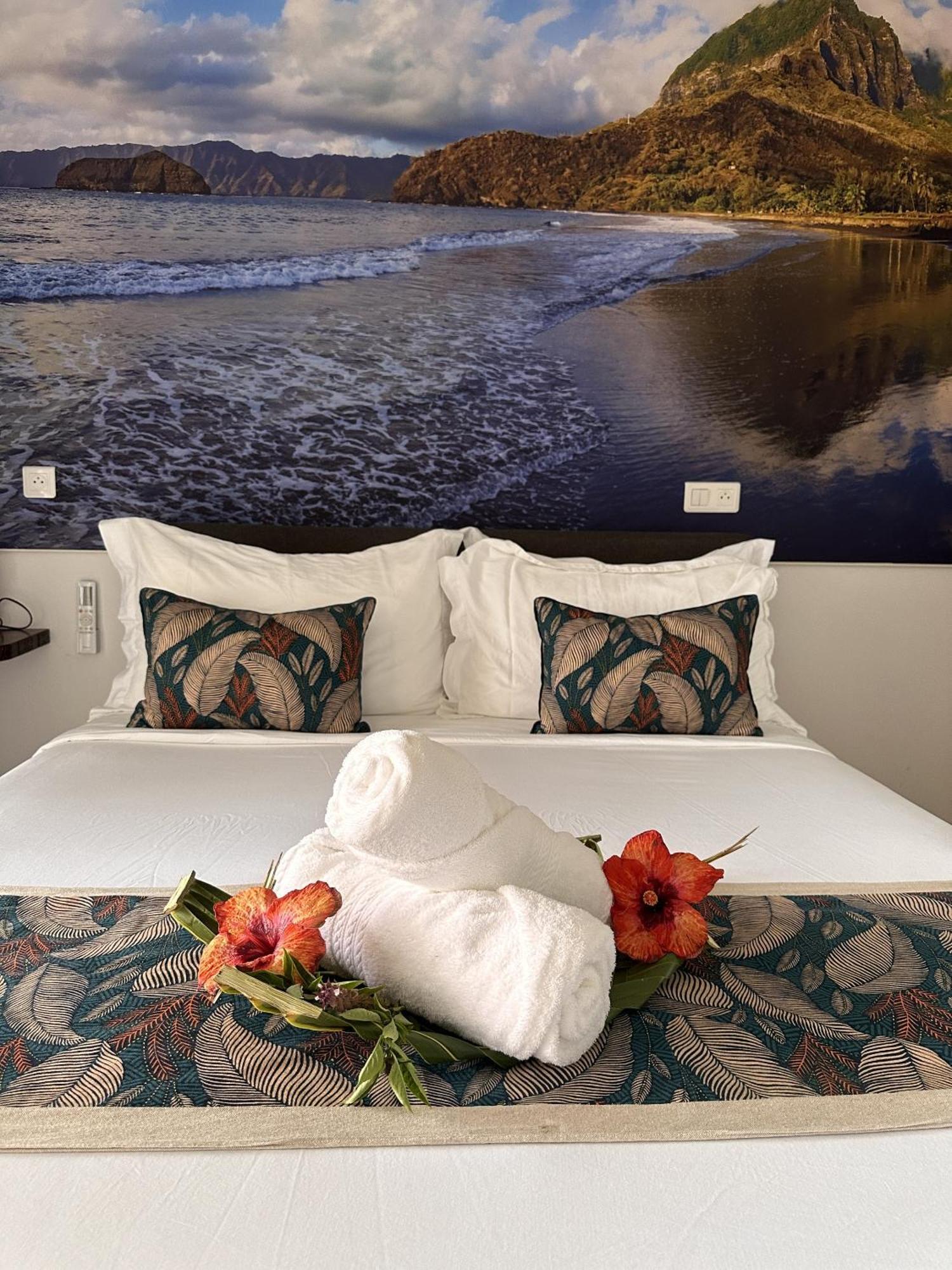 Ononui Lodge Airport, Ocean-View, Private Bathroom And Balcony, Free Wifi And Parking, On-Site Car Rental Faaa Exteriör bild